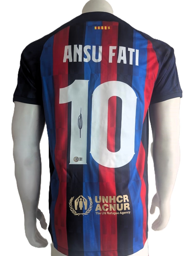 Ansu Fati Playera FC Barcelona autografiada firma autentificada por la compañía Beckett con el número BB32429.