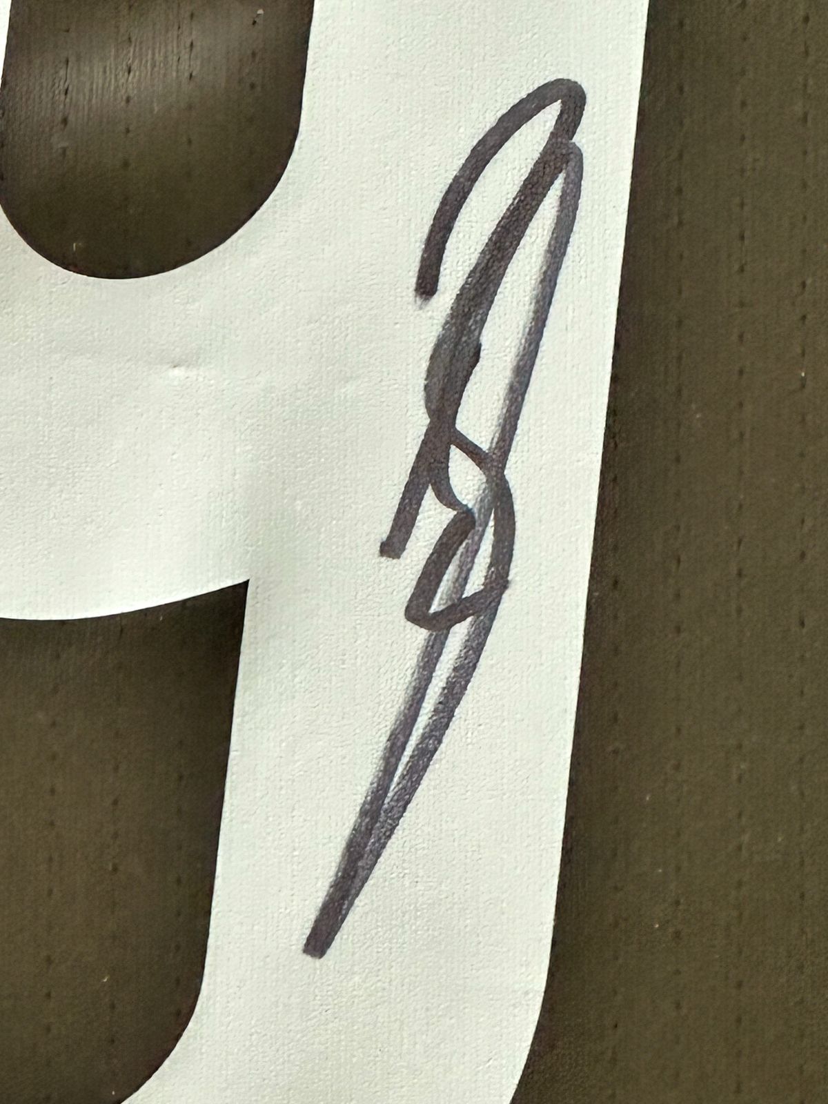 Karim Benzema Playera Real Madrid autografiada Enmarcada certificada por Beckett BB31296.
