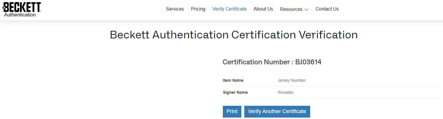 Nazario Ronaldo Playera Inter autografiada Enmarcada firma autentificada por la compañía Beckett con el número BJ03614.