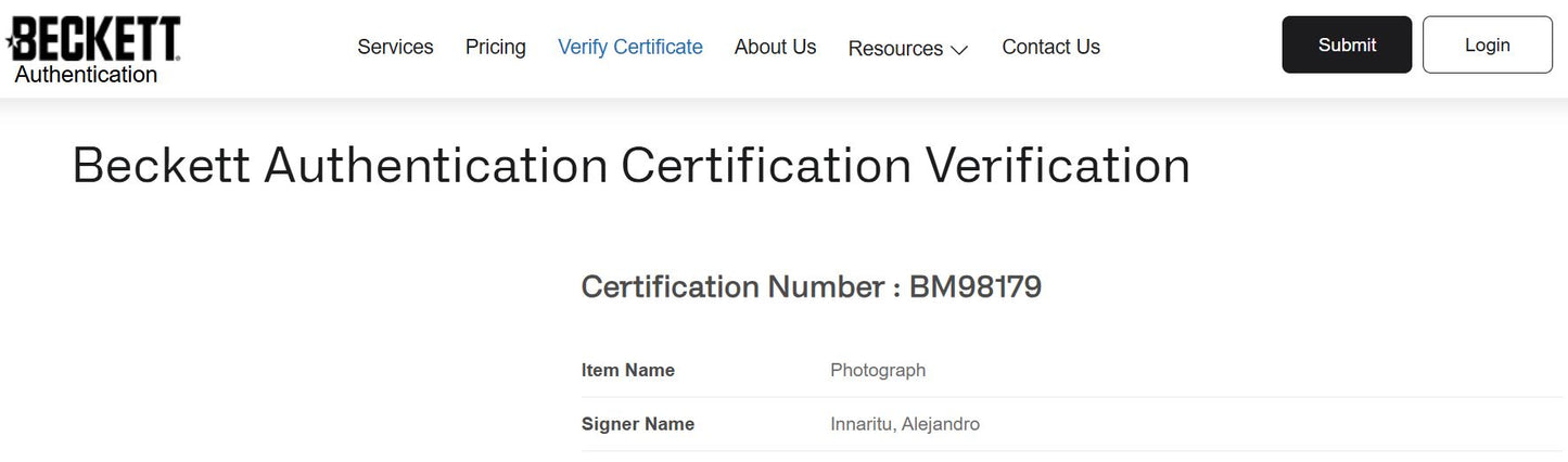Alejandro González Iñarritu fotografía autografiada firma certificada por Beckett BM98179