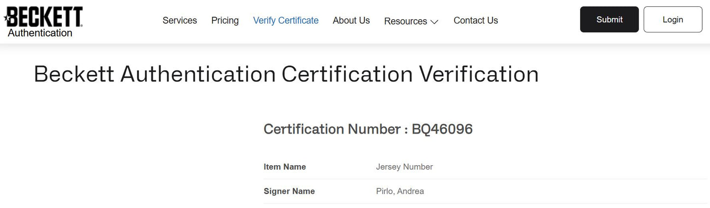Andrea Pirlo Playera Italia autografiada, firma certificada por la compañía Beckett con el número BQ46096