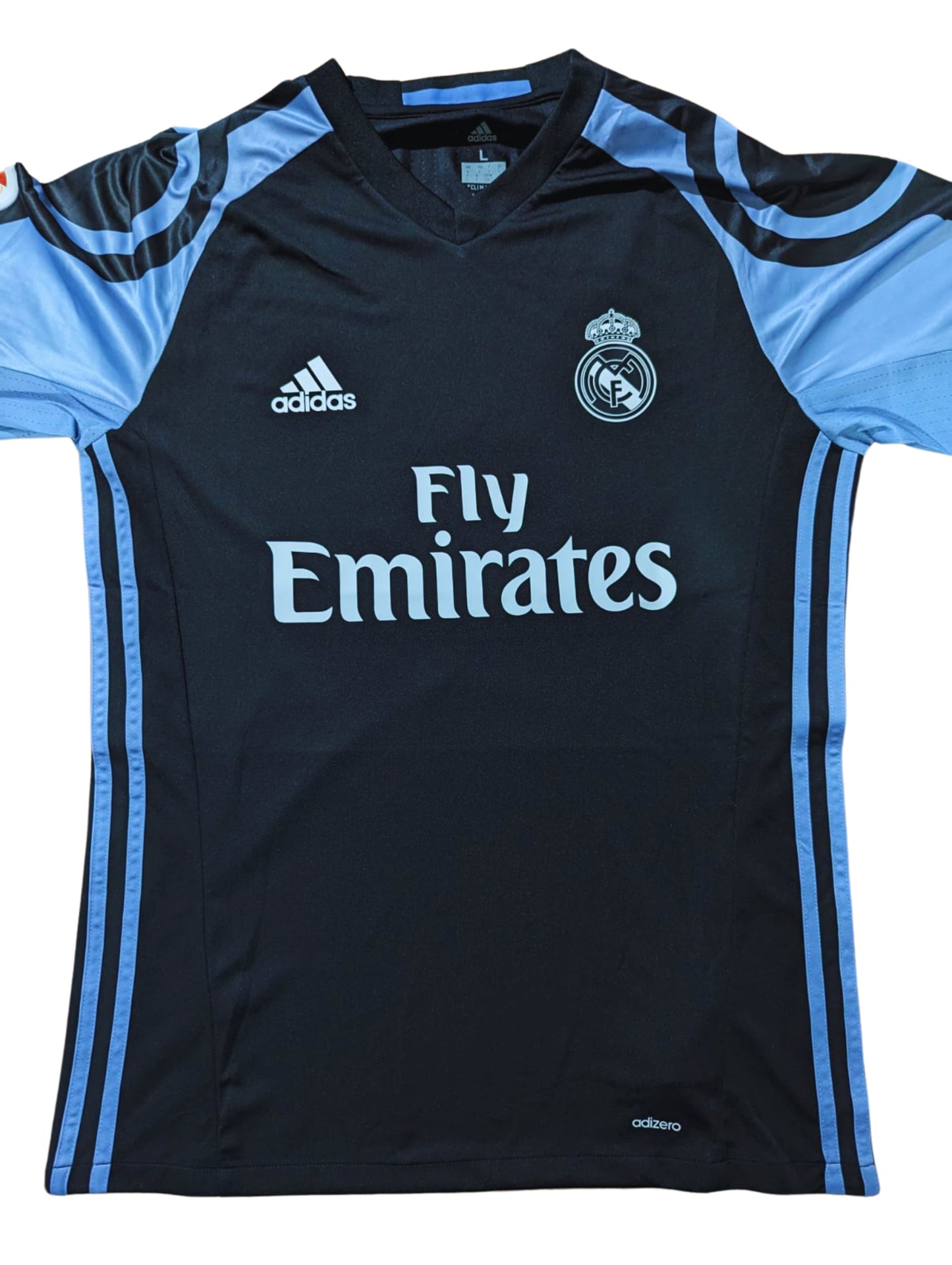 Karim Benzema Playera Real Madrid autografiada Enmarcada certificada por Beckett BB31296.