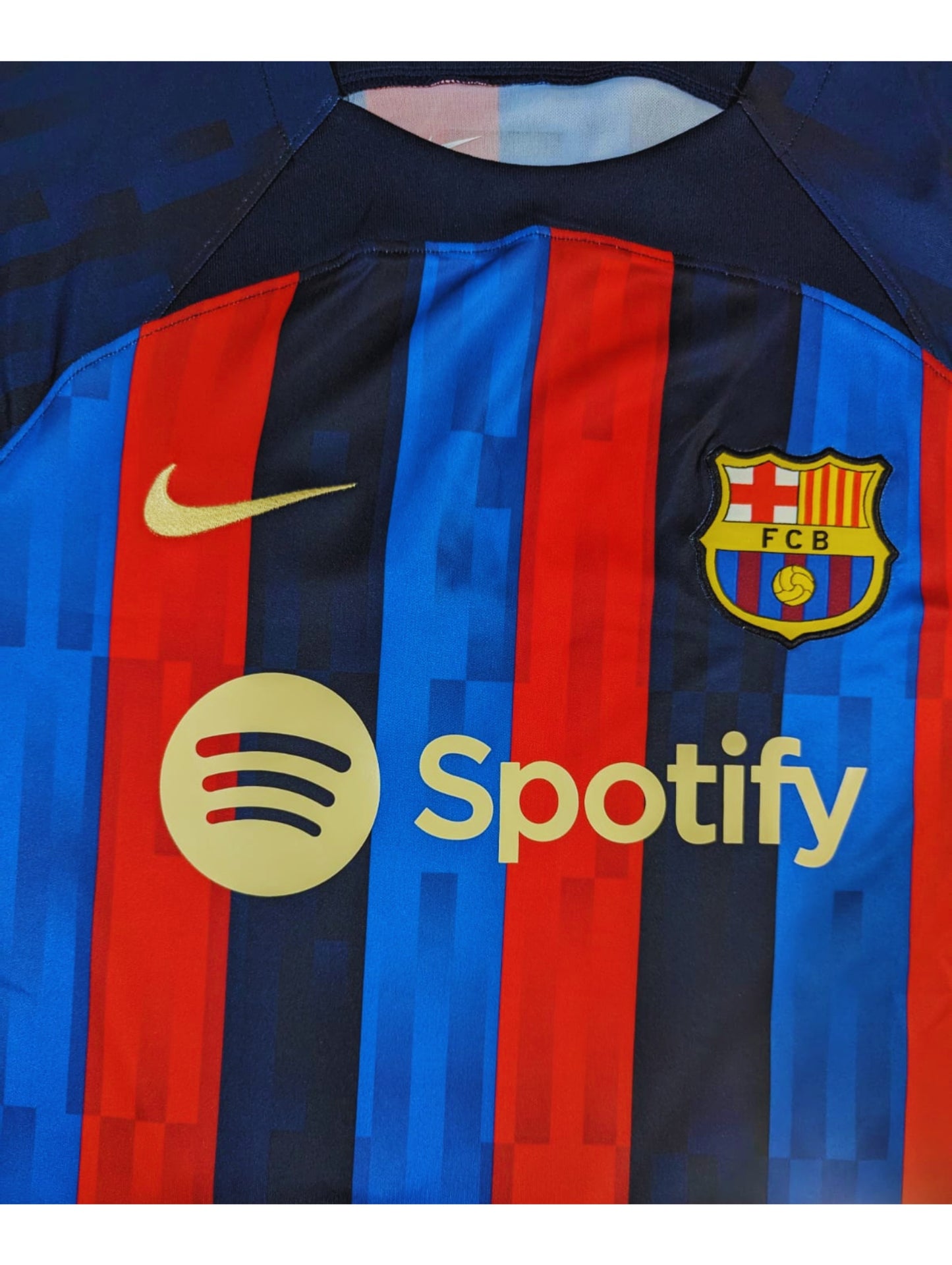 Ansu Fati Playera FC Barcelona autografiada firma autentificada por la compañía Beckett con el número BB32429.