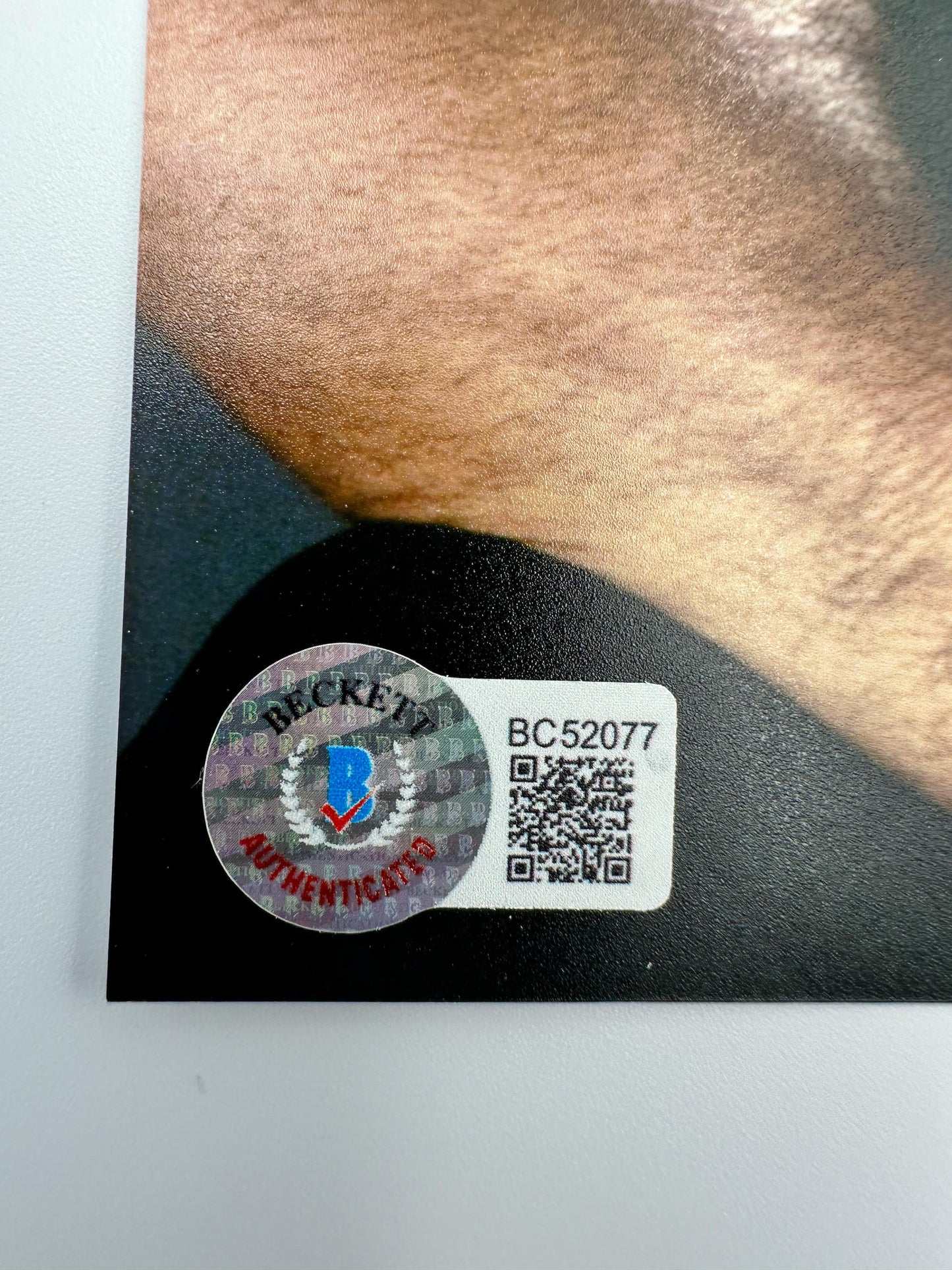 George Clooney Fotografía Autografiada firma certificada por Beckett BC52077.