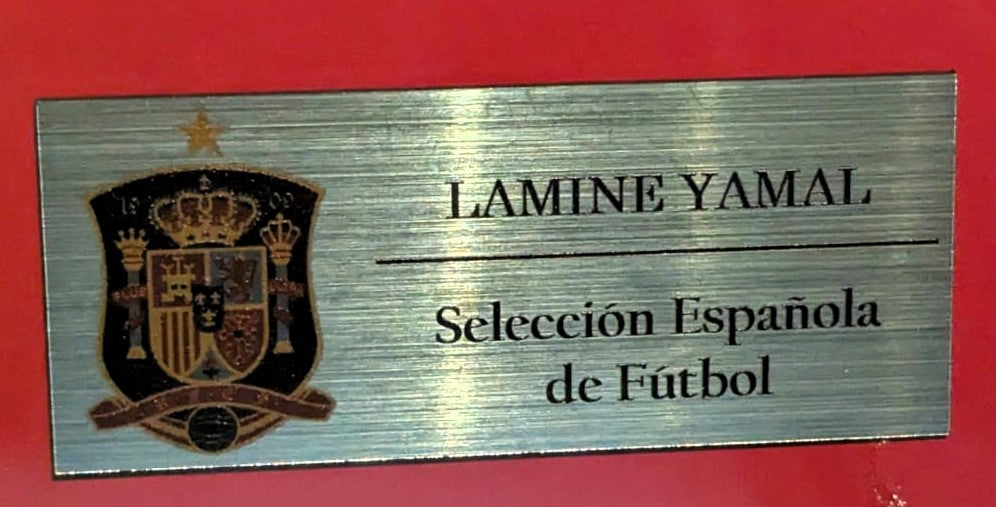 Lamine Yamal Copa de España fotografía autografiada firma certificada por Beckett 2W221268 con tarjeta Enmarcada