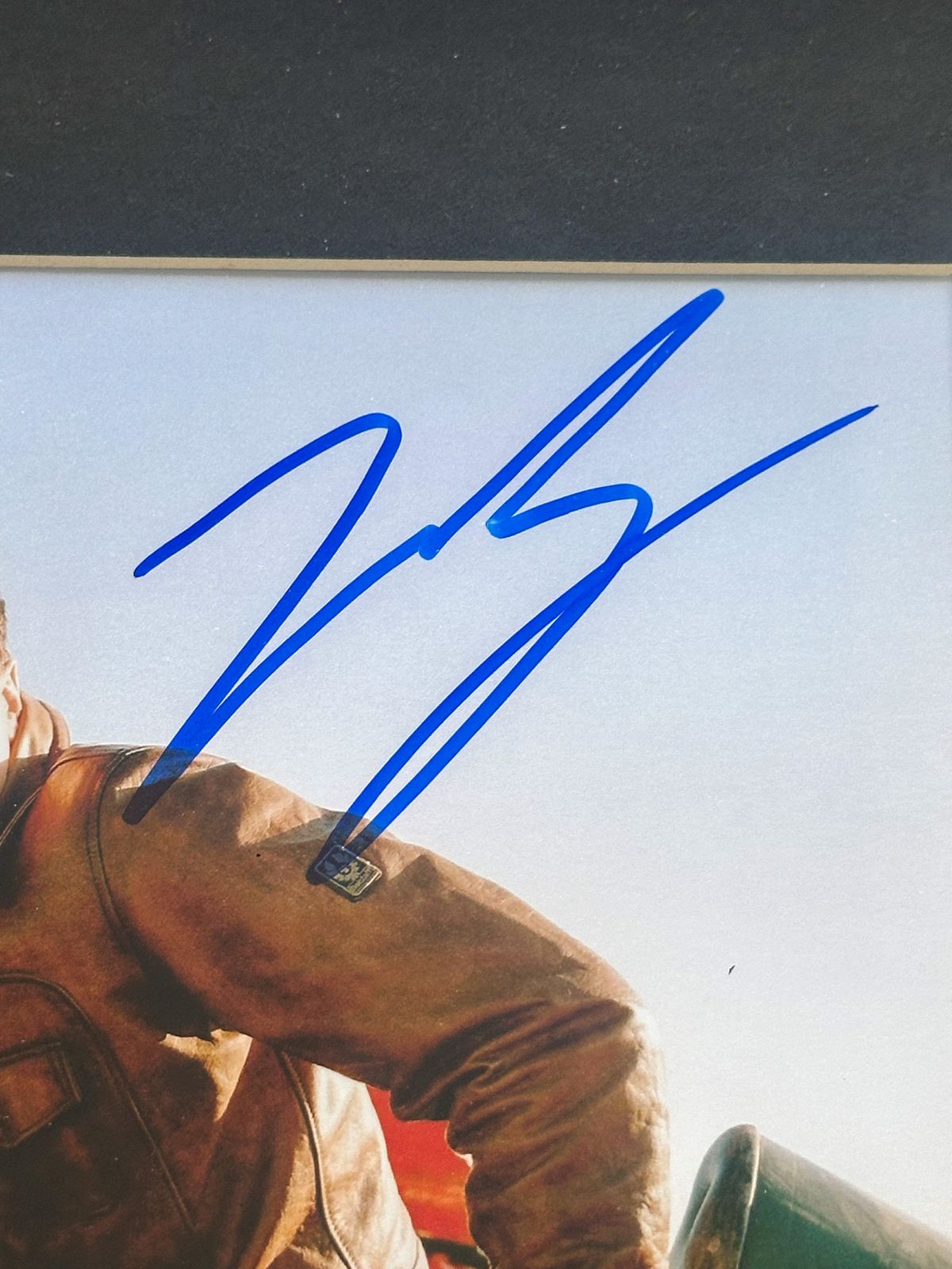Leonardo DiCaprio Fotografía Autografiada Enmarcada firma certificada por Beckett BG51047