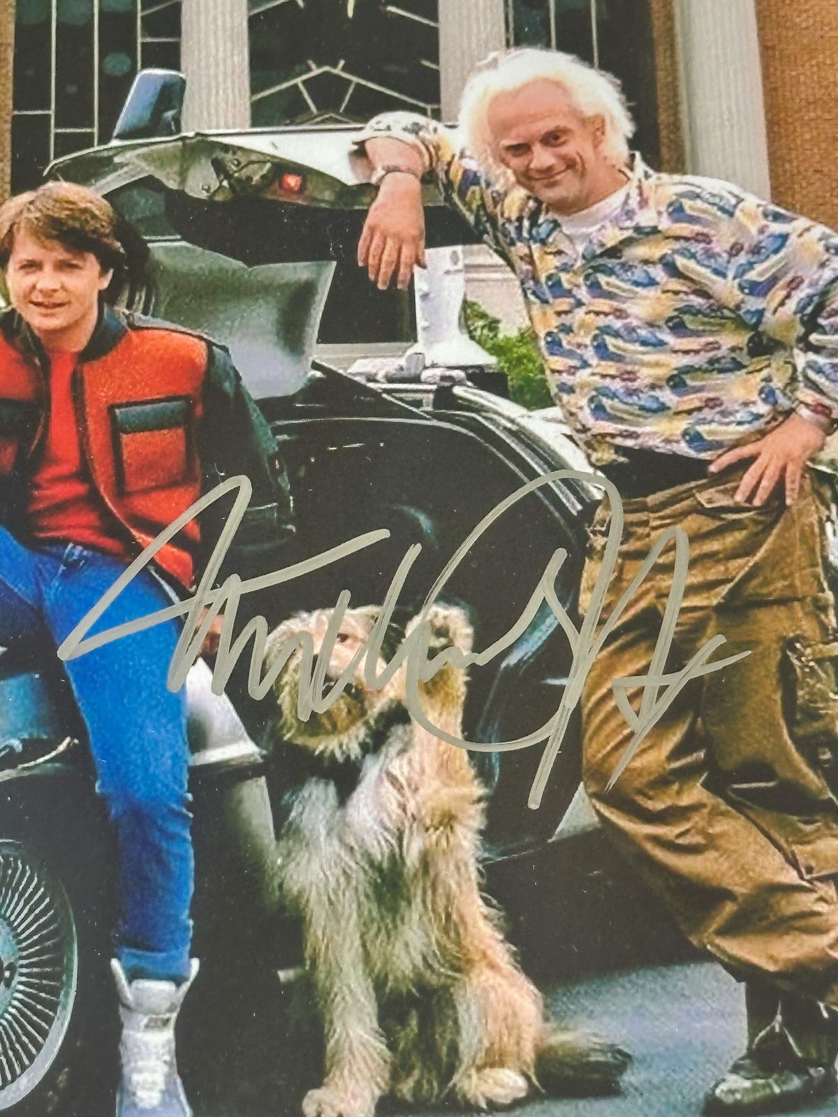 Michael J. Fox Fotografía autografiada “Volver al Futuro”, firma certificada por la compañía Beckett con el número BE90752.