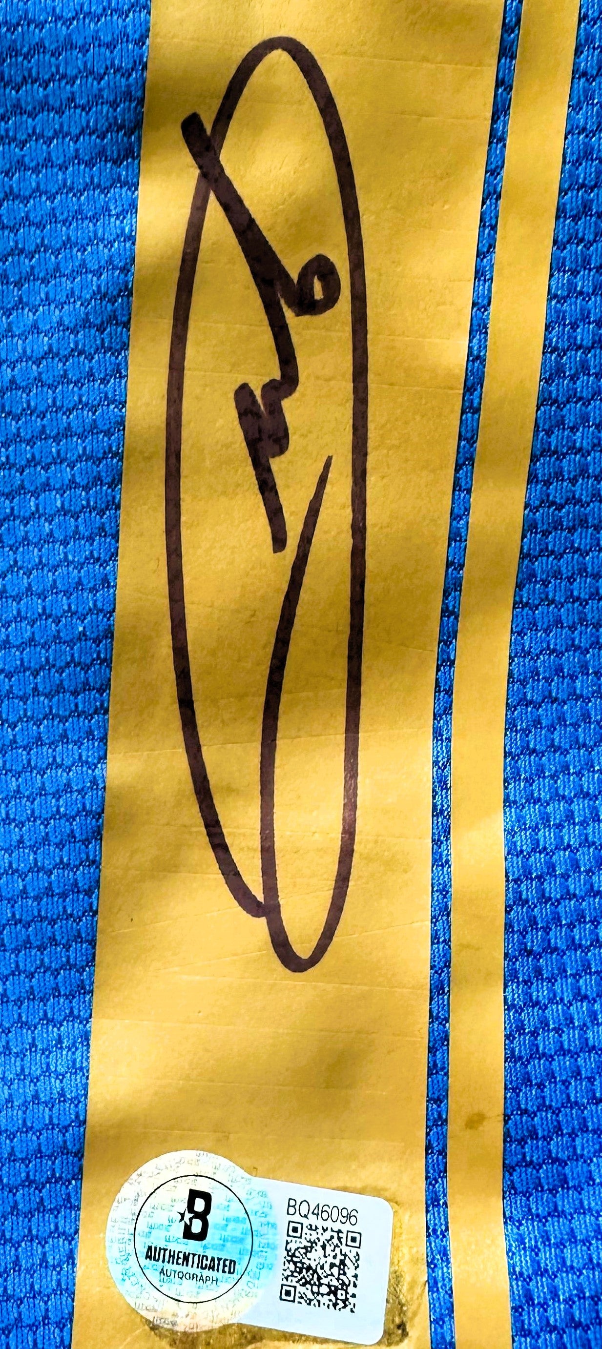 Andrea Pirlo Playera Italia autografiada, firma certificada por la compañía Beckett con el número BQ46096