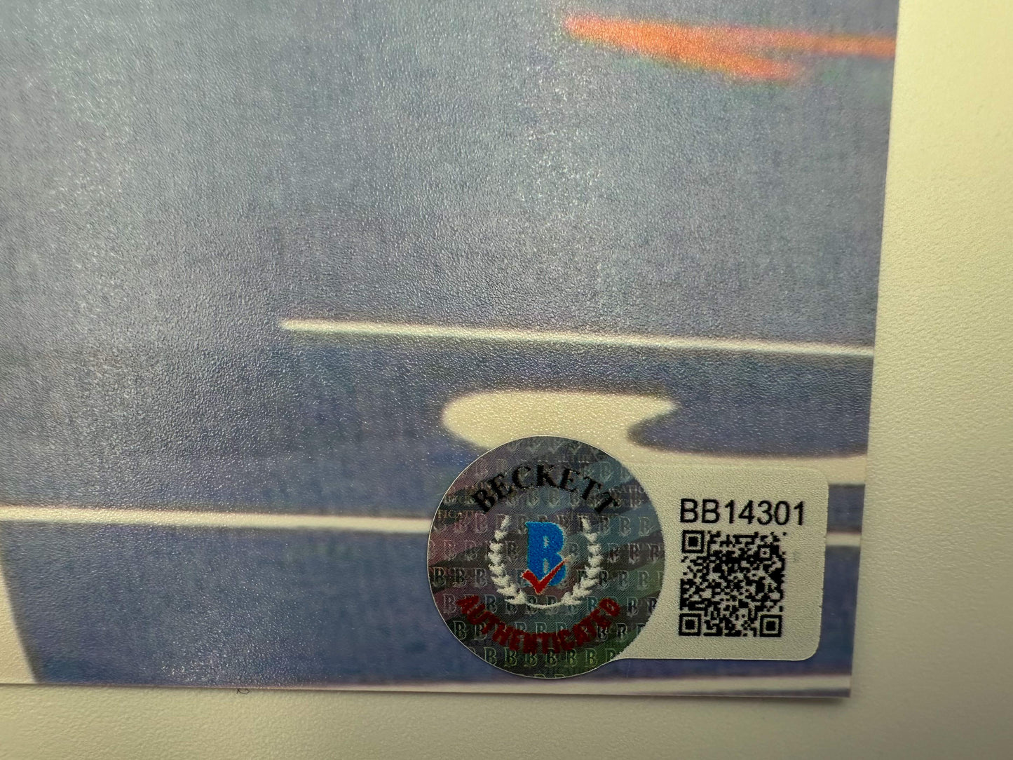 Usain Bolt Fotografía autografiada, firma certificada por la compañía Beckett con el número BB14301.