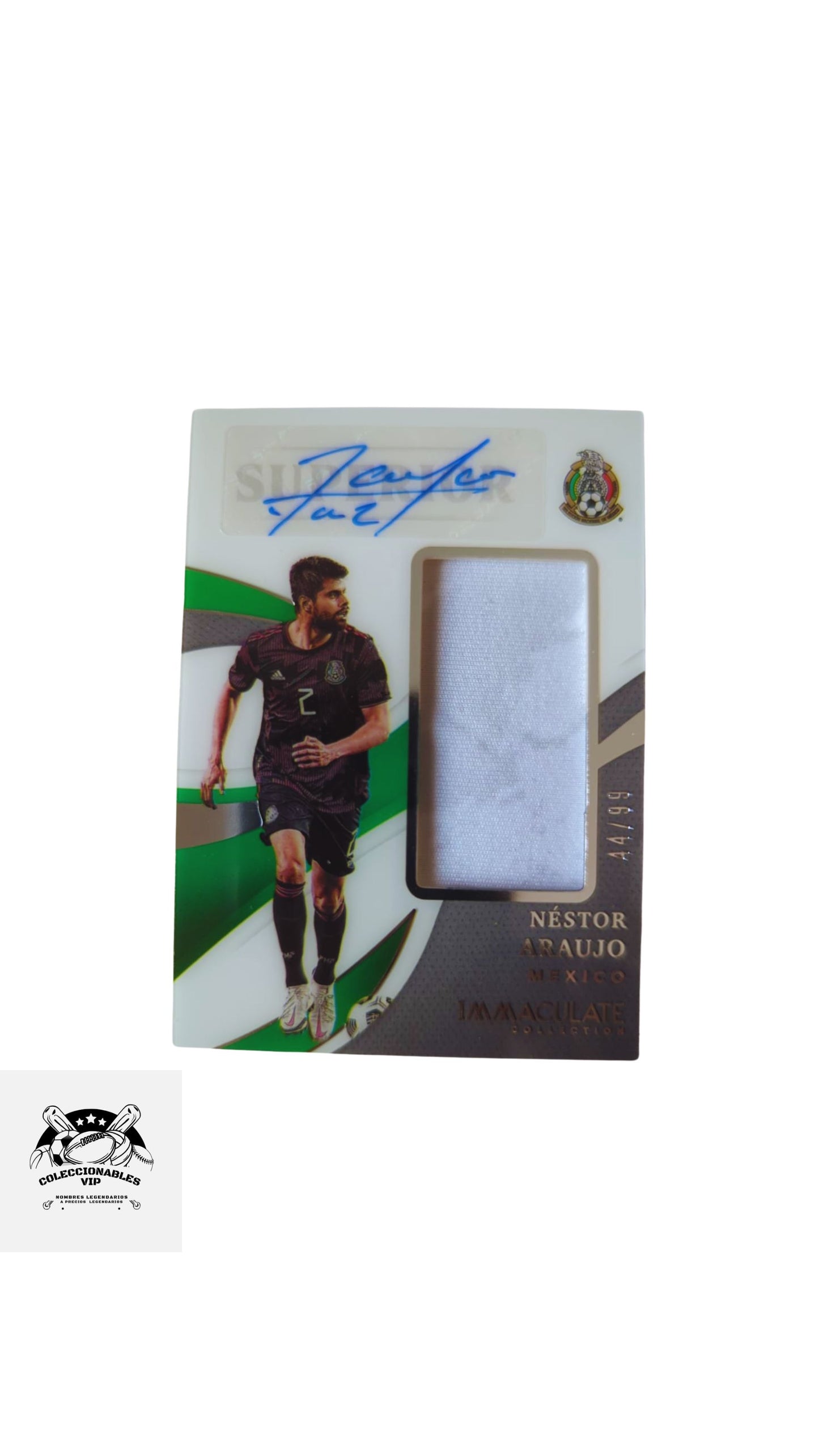 Nestor Araujo Tarjeta México Panini autografiada SU-NAR
