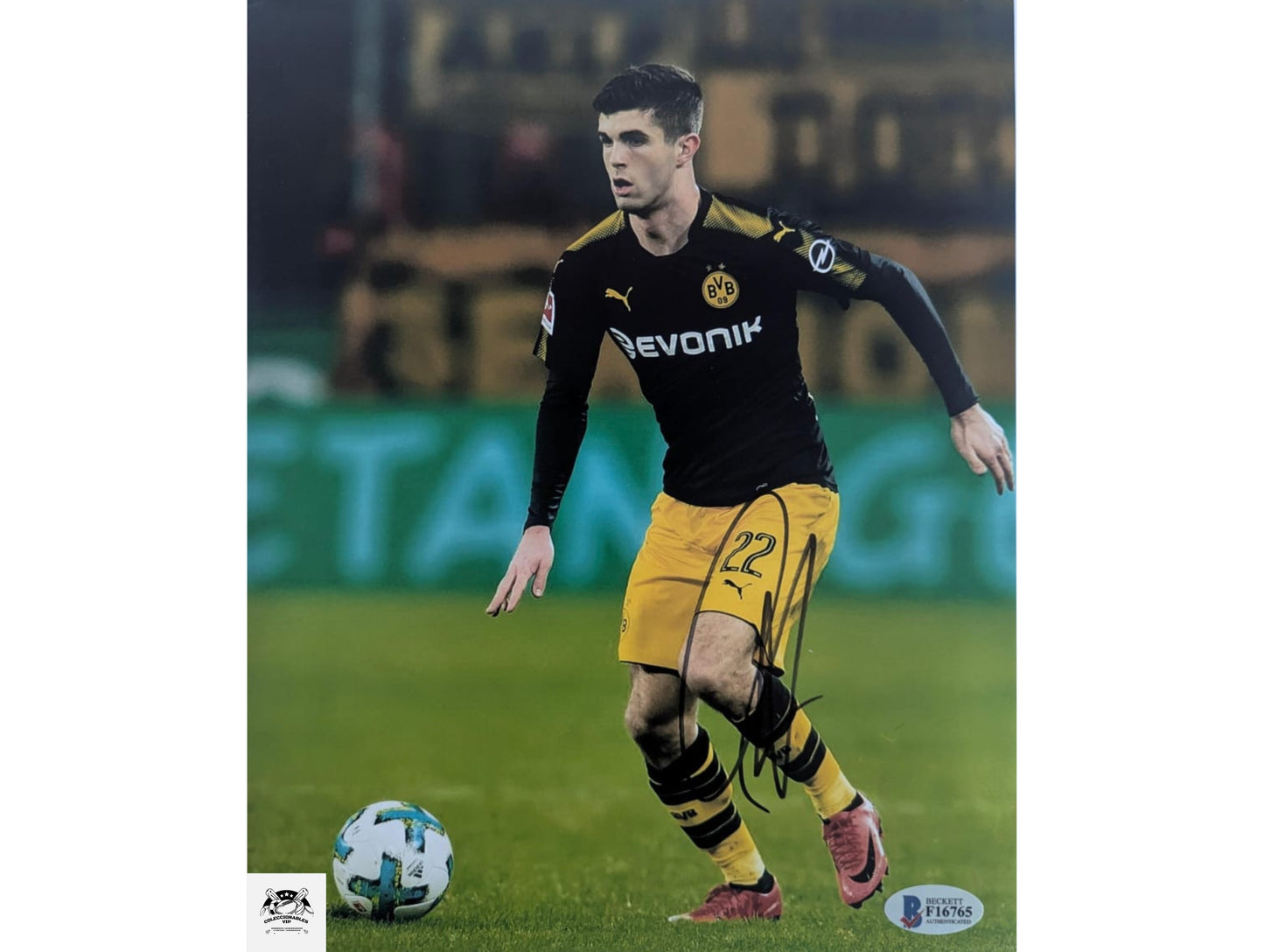 Christian Pulisic Borussia Dormund Fotografía Autografiada firma certificada por Beckett F16765