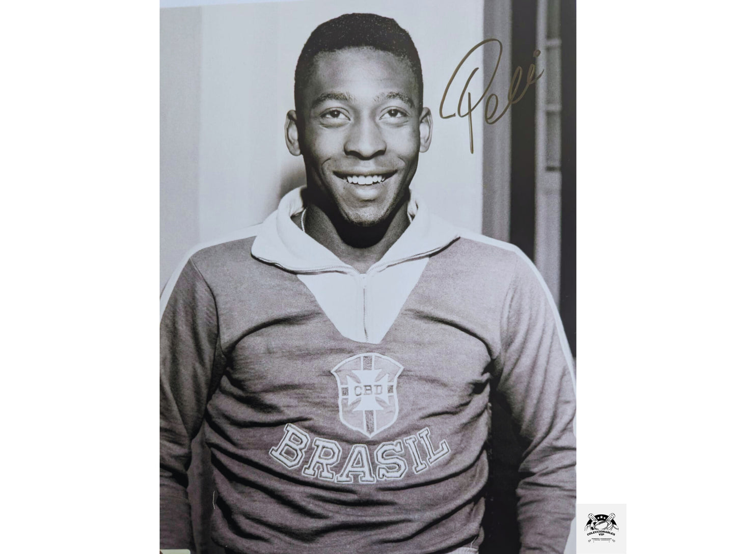 Pele medio cuerpo Fotografía Brasil autografiada firma certificada por Beckett BB23571