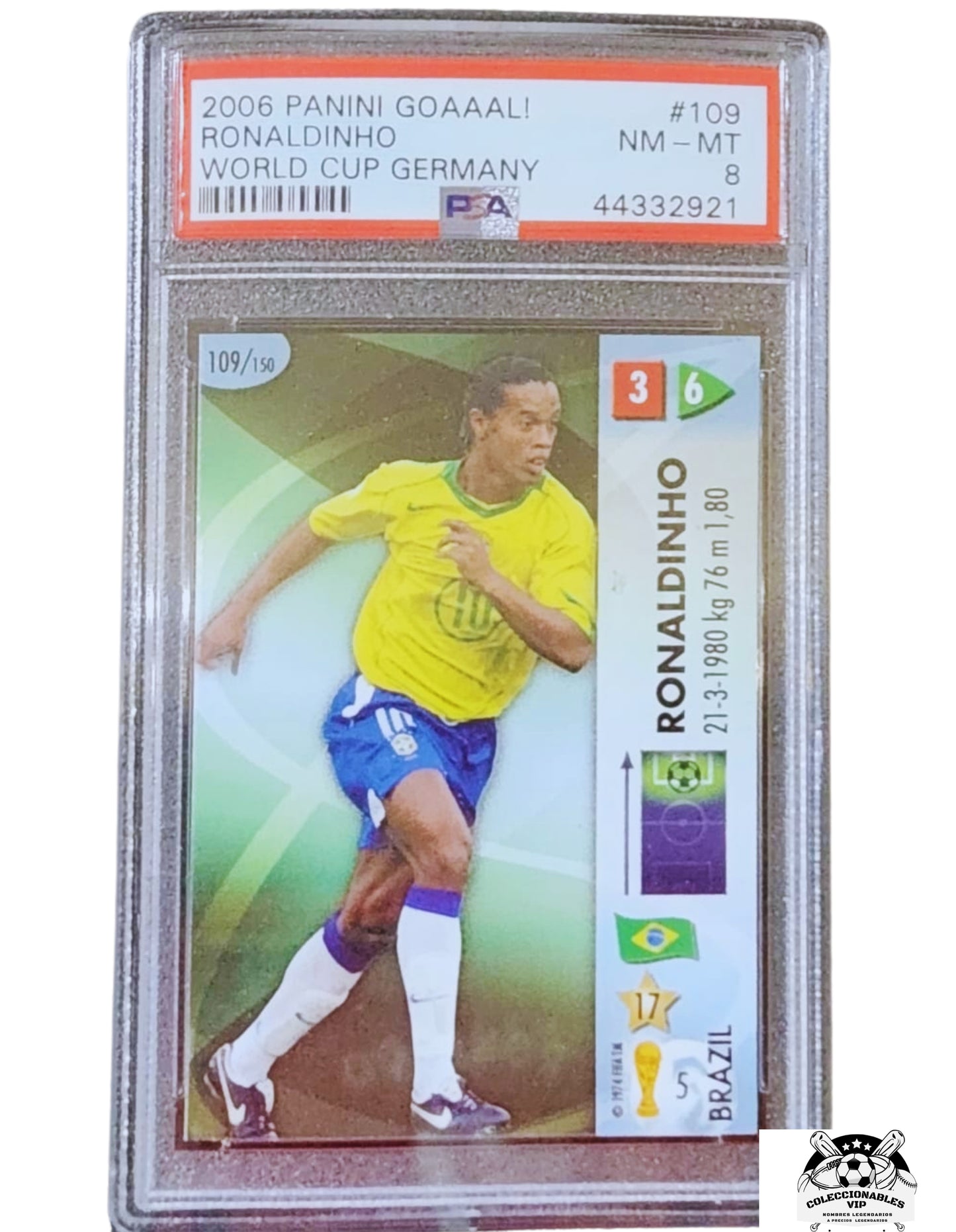 Ronaldinho Playera AC Milan autografiada con tarjeta Enmarcada firma autentificada por la compañía Beckett con el número WH48975.