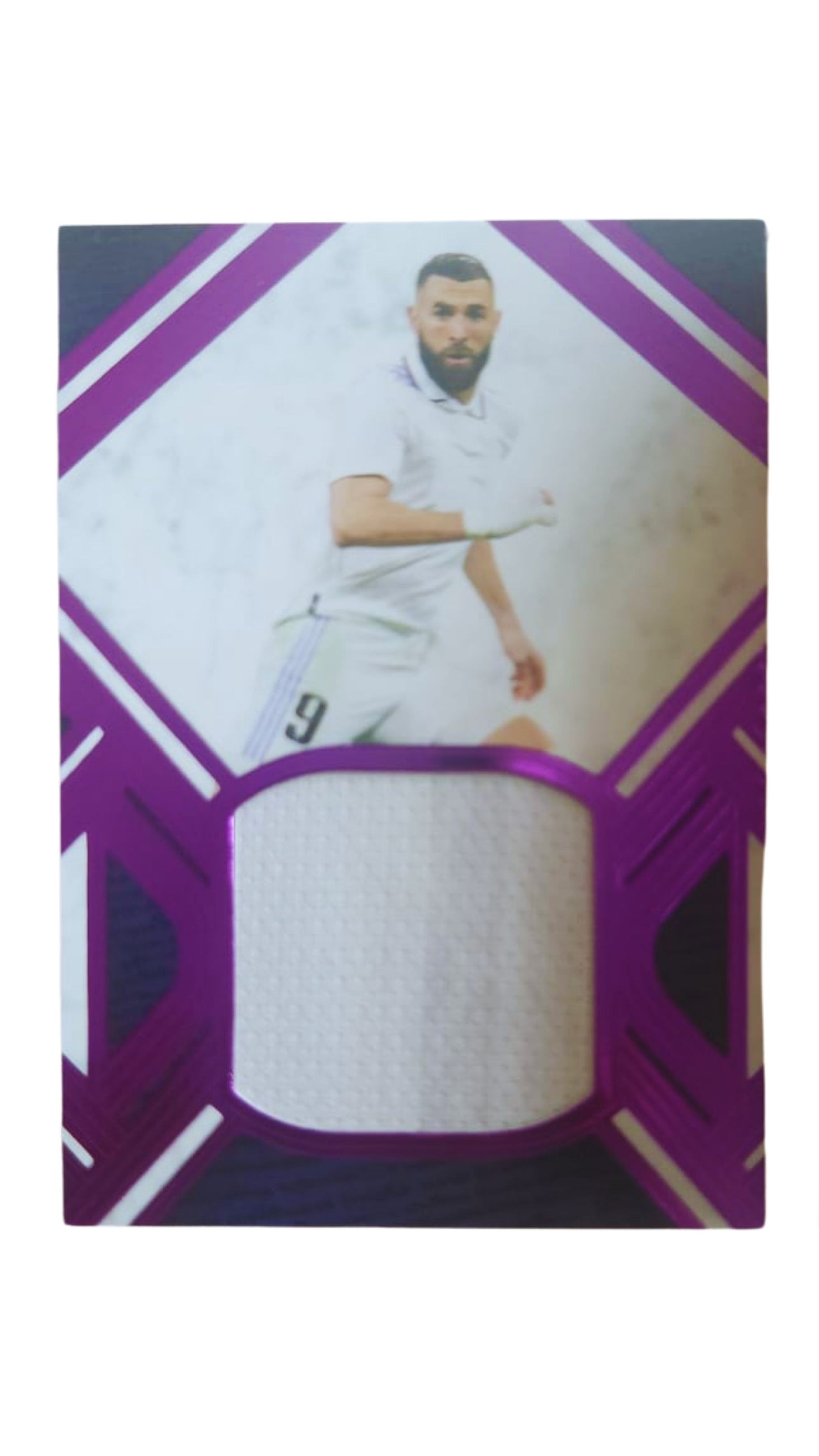 Karim Benzema Leaf History Book con pieza de playera y autografiado por el jugador pieza limitada 3 de 10