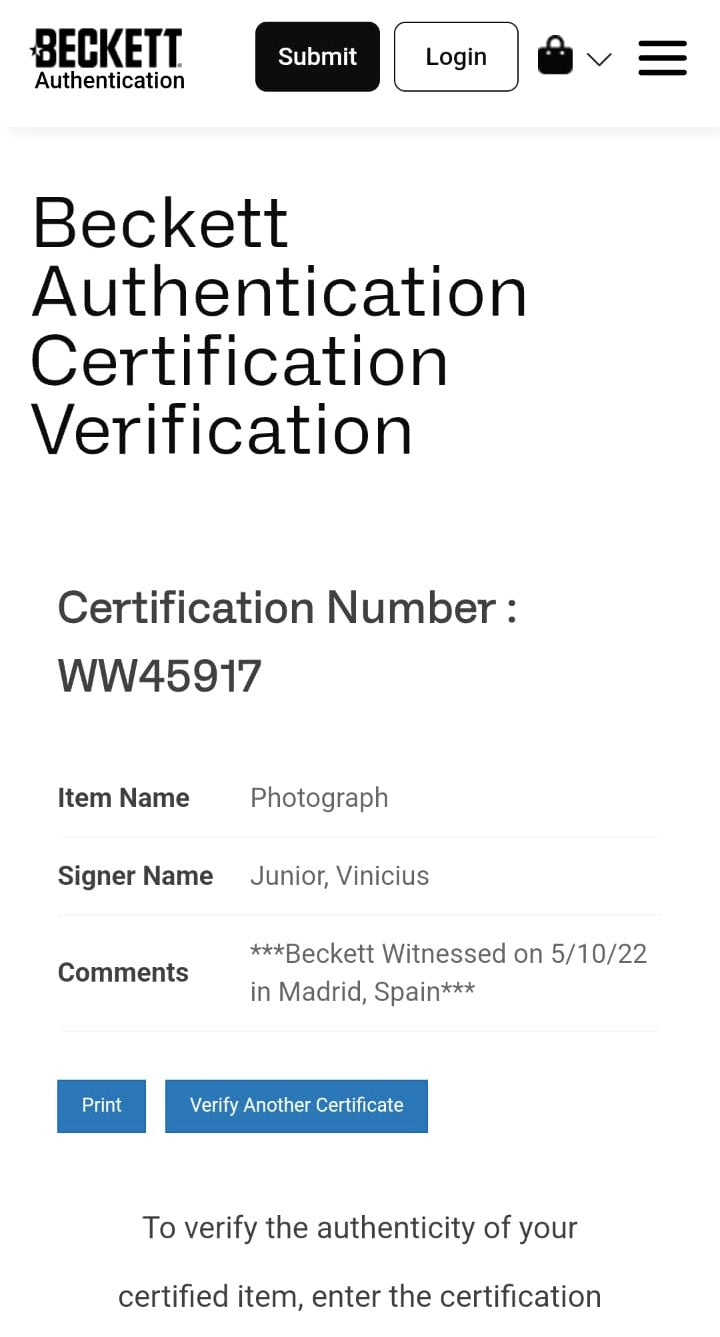 Vinicius Jr Fotografía Autografiada Real Madrid firma certificada por Beckett WW45917