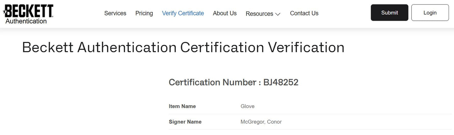 Connor McGregor Guantes MMA (UFC) autografiados, firma certificada por la compañía Beckett.