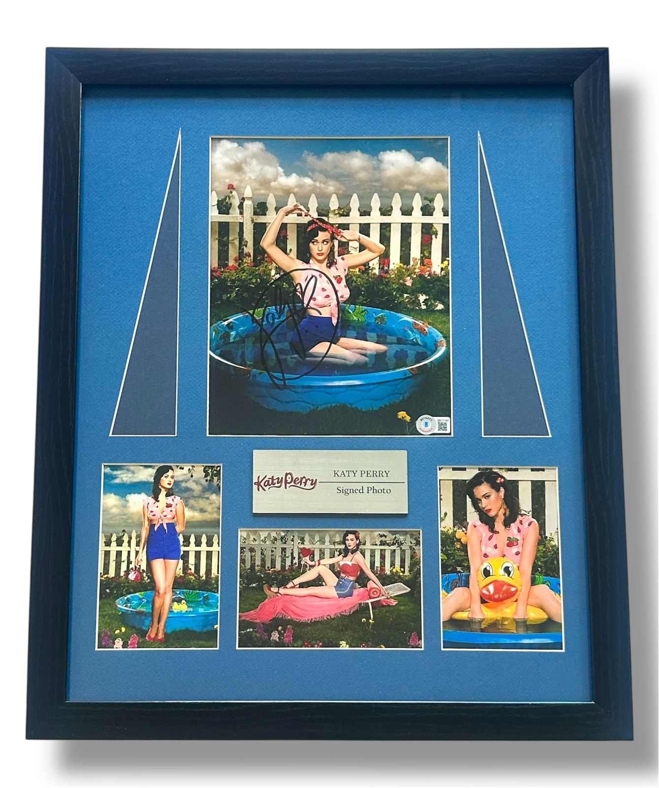 Katy Perry Fotografía Autografiada Enmarcada firma certificada por Beckett BB17163.