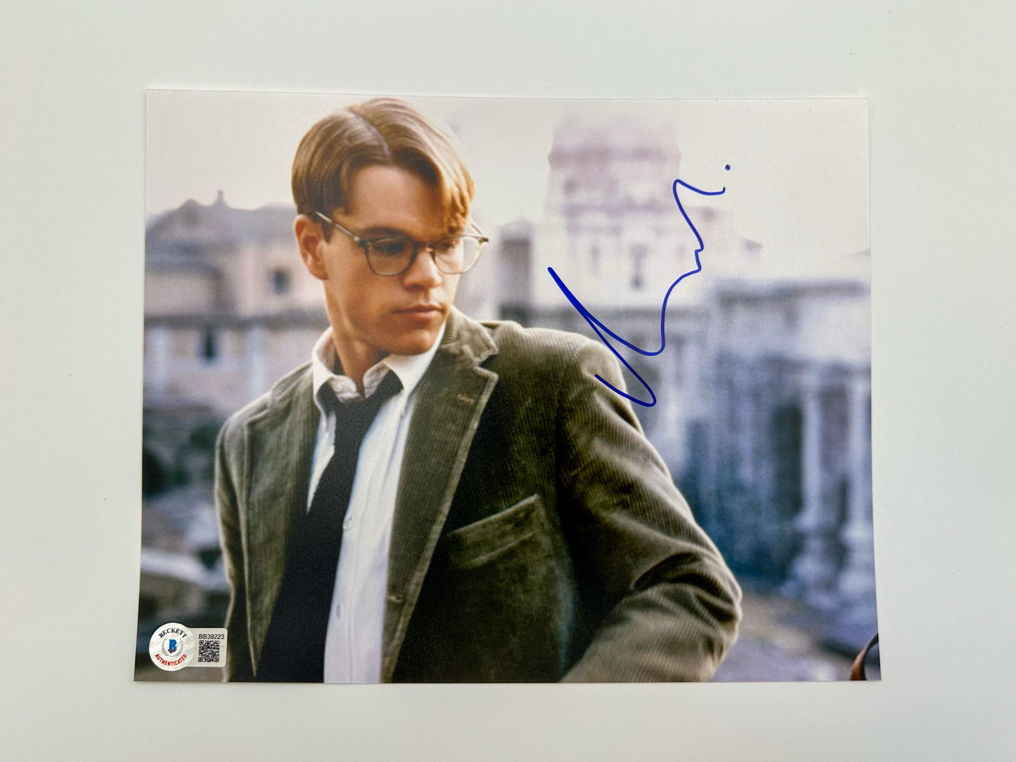 Matt Damon Fotografía autografiada “Mr. Ripley”, firma certificada por la compañía Beckett con el número BB39223