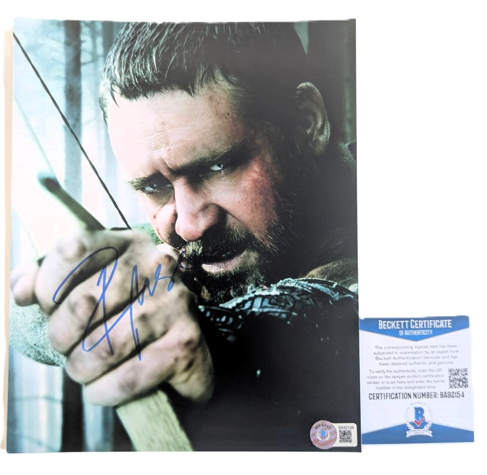 Russell Crowe Fotografía autografiada, firma certificada por la compañía Beckett con el número BA92154.