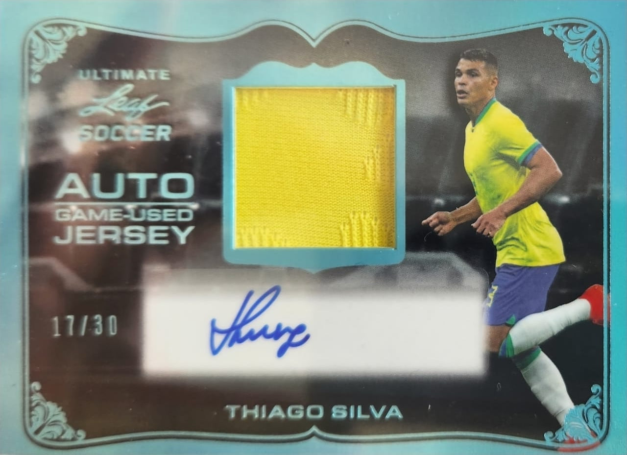 Tarjeta de Thiago Silva, en el frente de la tarjeta encontrarás pieza de playera utilizada durante el juego, edición limitada 17/30.