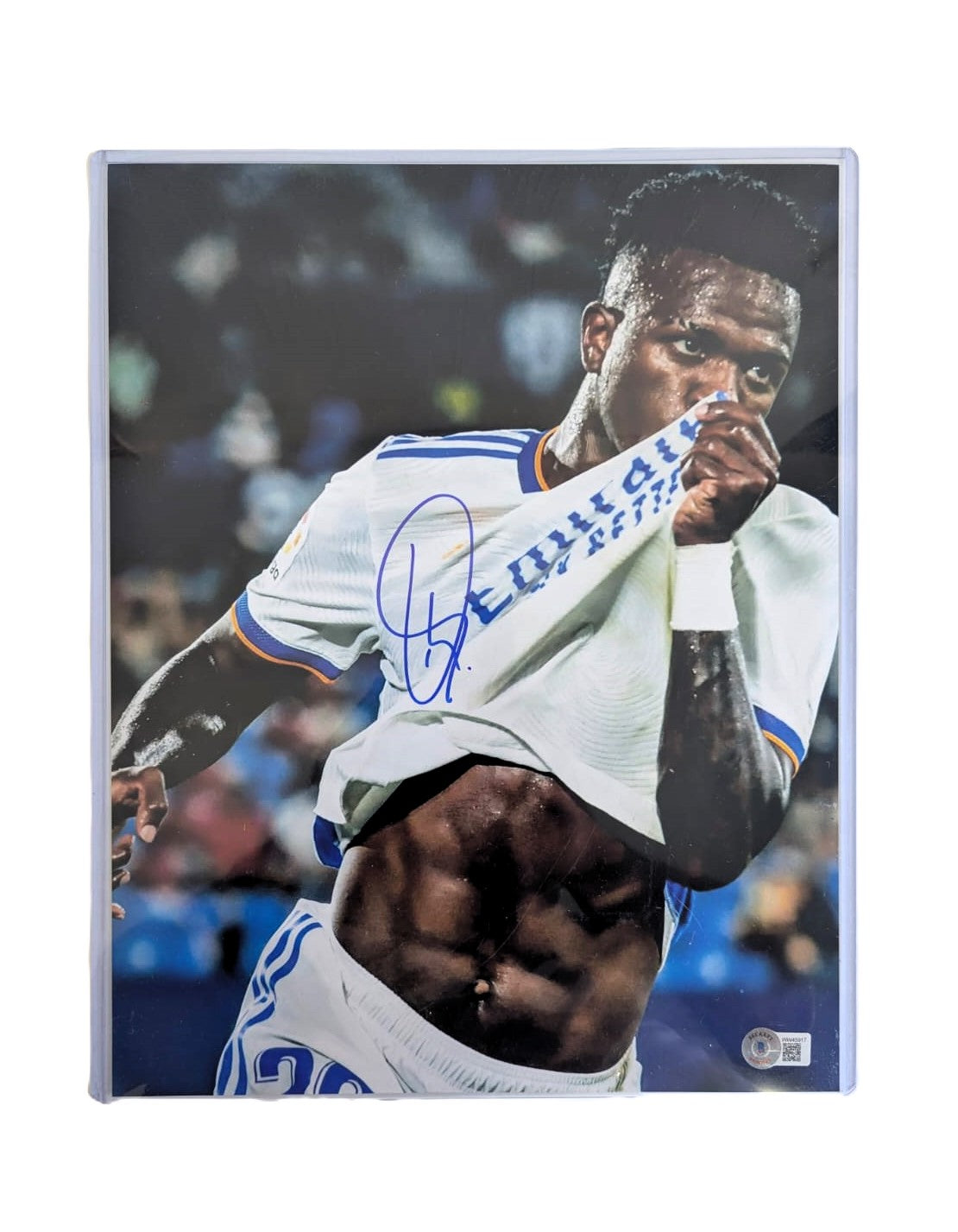 Vinicius Jr Fotografía Autografiada Real Madrid firma certificada por Beckett WW45917