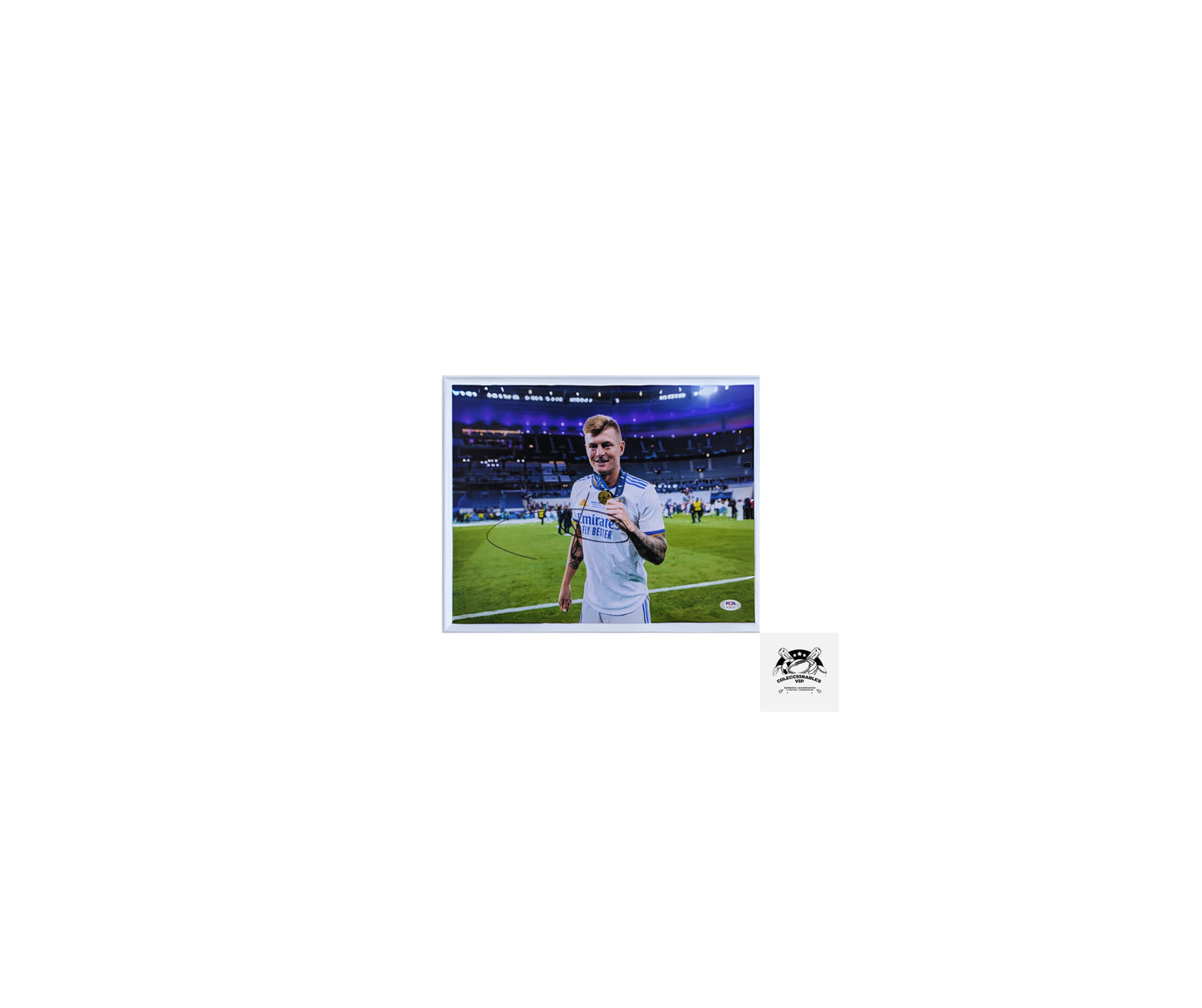 Toni Kroos fotografía Real Madrid autografiada certificada por PSA AL52770