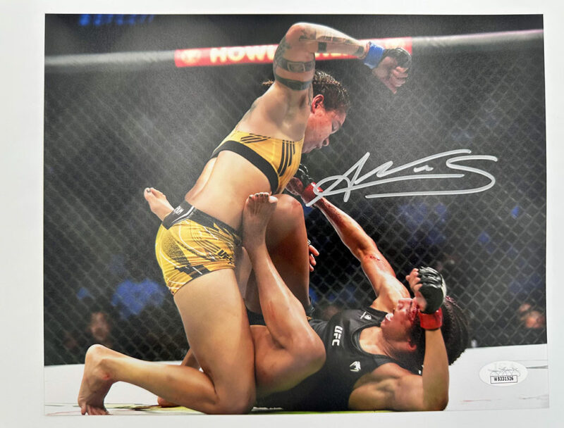 Amanda Nuñez “The Lioness” UFC Fotografía Autografiada certificada por JSA WB331526