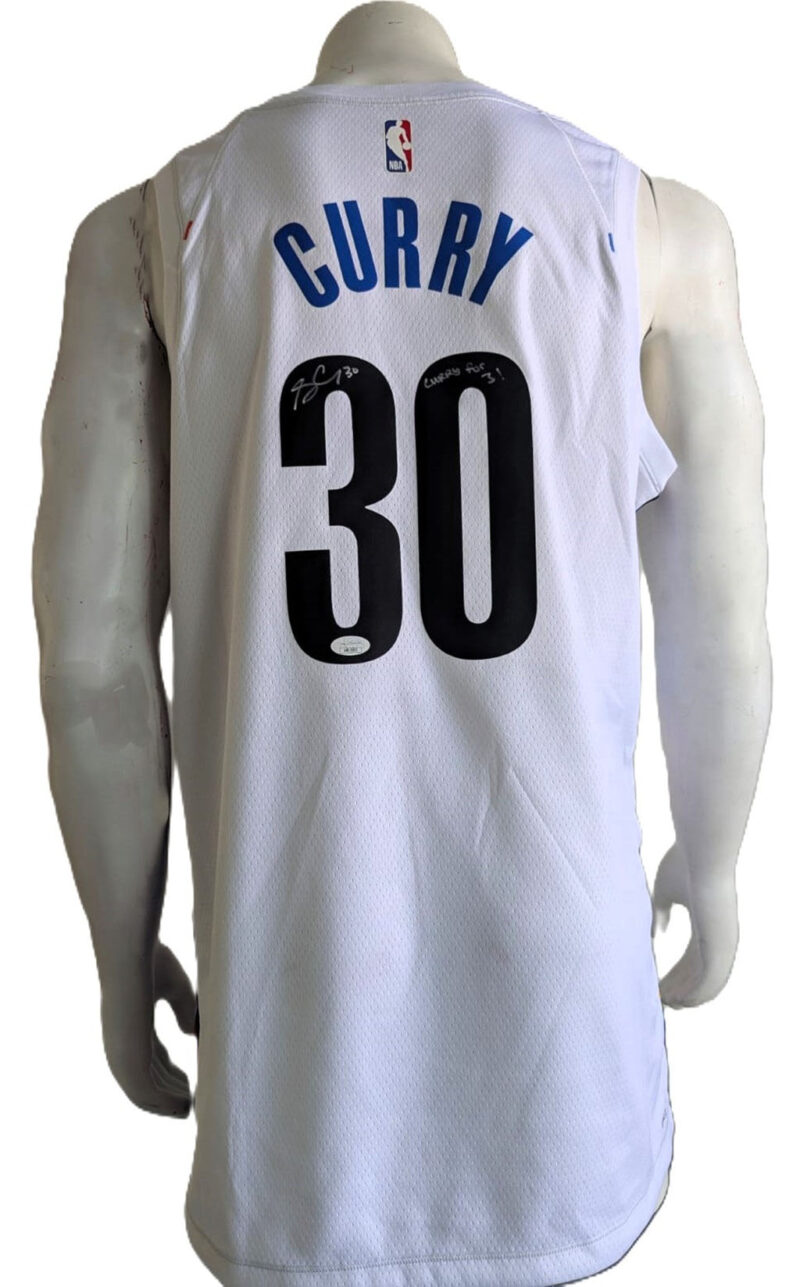 Seth Curry Playera Brooklyn Nets Autografiada firma autenticada por la compañía JSA AR15373.