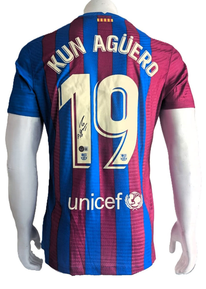 Sergio Kun Agüero Playera FC Barcelona autografiada firma autentificada por la compañía Beckett