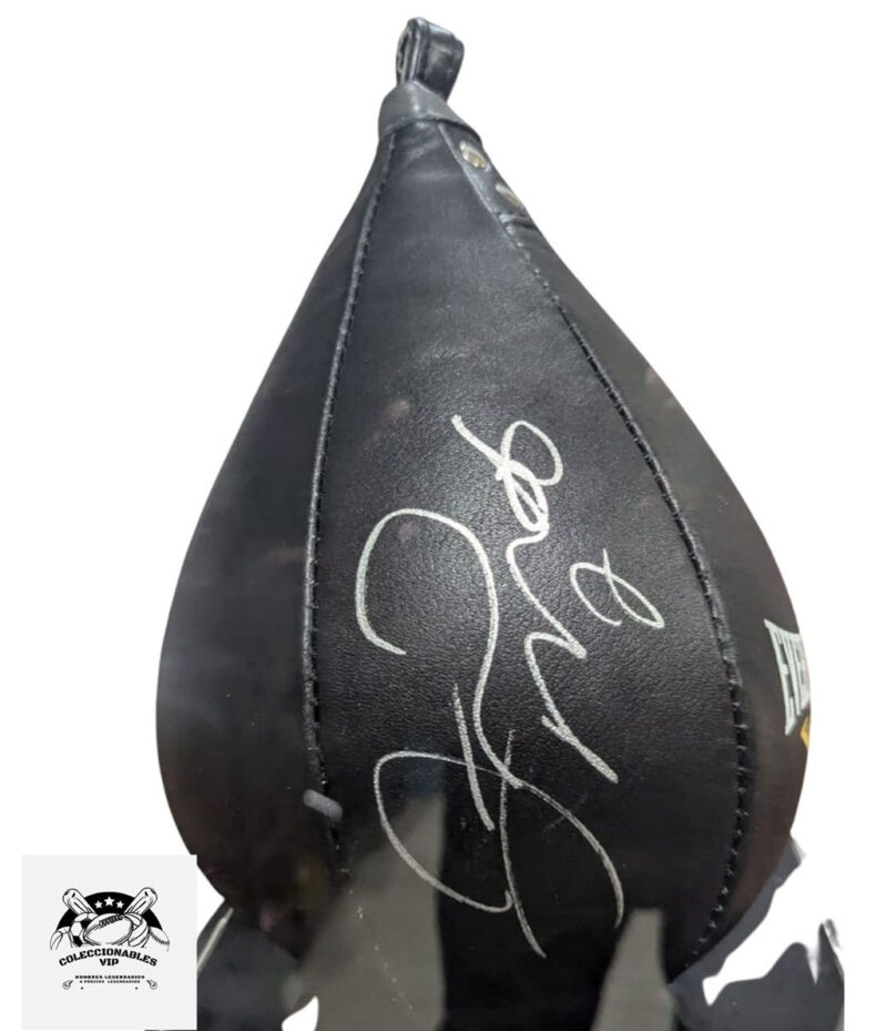 Floyd Mayweather Jr Pera de Box Autografiada Firma certificada por la compañía Beckett con el número BJ45982.