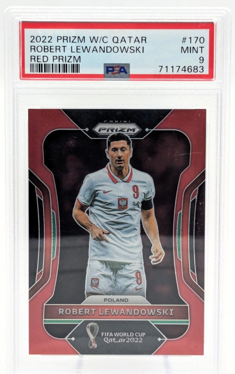 Robert Lewandowski Tarjeta Prizm W/C Qatar graduada por PSA 71174683.