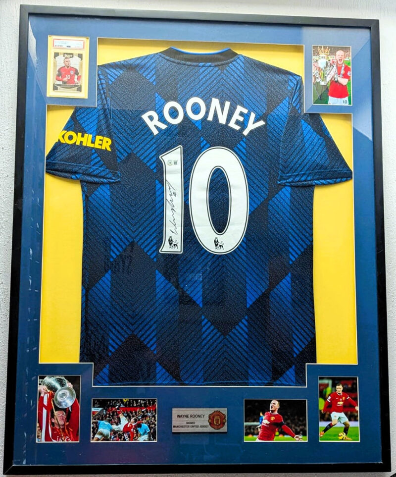 Wayne Rooney Playera Manchester United autografiada autenticada por Beckett BD16003 con tarjeta Enmarcada