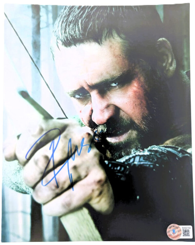 Russell Crowe Fotografía autografiada, firma certificada por la compañía Beckett con el número BA92154.
