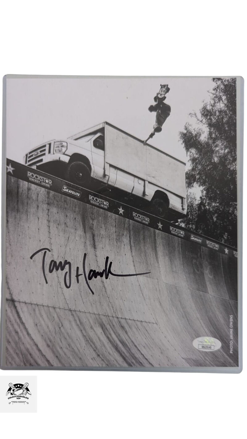 Tony Hawk fotografía autografiada certificada por JSA NN25140