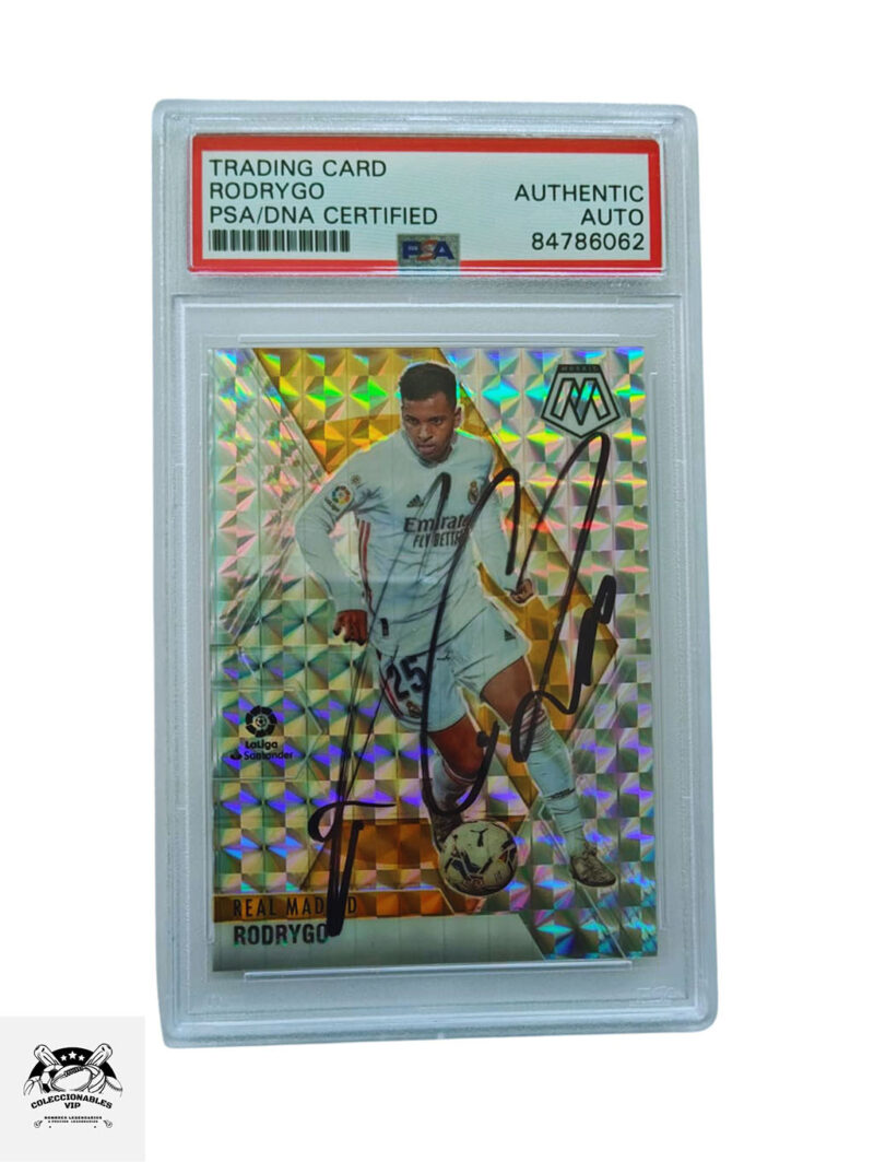 Rodrygo Tarjeta Real Madrid autografiada autenticada por PSA 84786062.